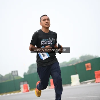 Runner Photo 3635955