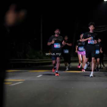 Runner Photo 3636094