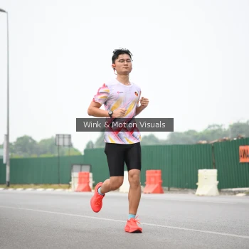 Runner Photo 3636191