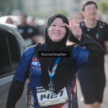 Runner Photo 3636390