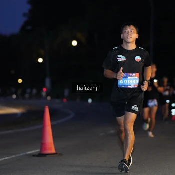 Runner Photo 3636449