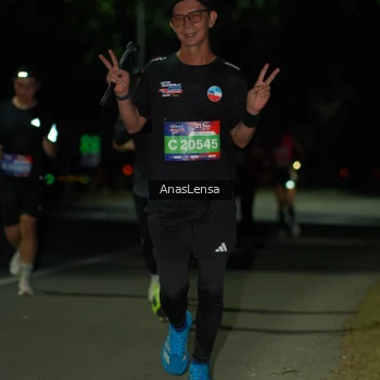 Runner Photo 3636593