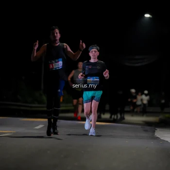 Runner Photo 3636621