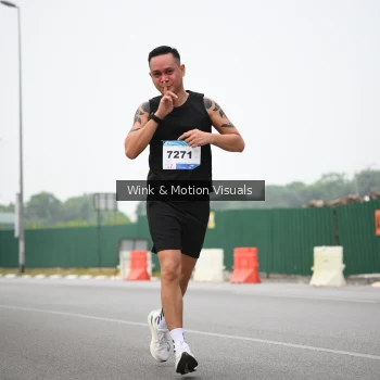 Runner Photo 3636698