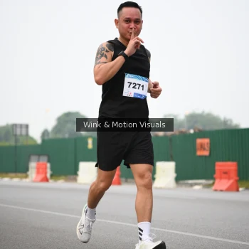 Runner Photo 3636714