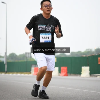 Runner Photo 3636730