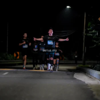 Runner Photo 3636755