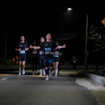 Runner Photo 3636771