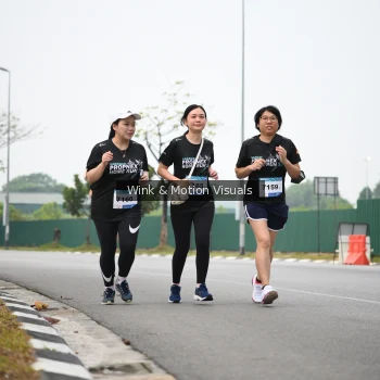 Runner Photo 3636772