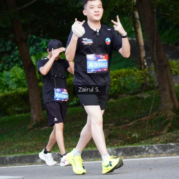 Runner Photo 3636780