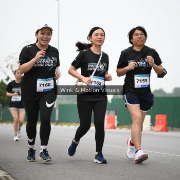 Runner Photo 3636818