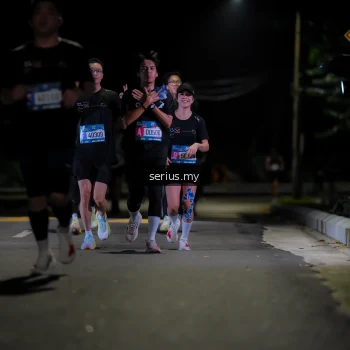 Runner Photo 3636844