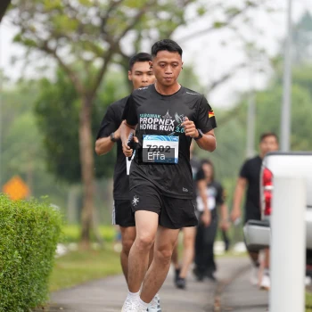 Runner Photo 3636888