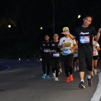 Runner Photo 3636902