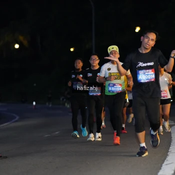 Runner Photo 3636931