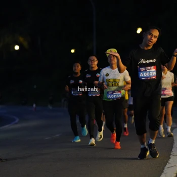 Runner Photo 3636963