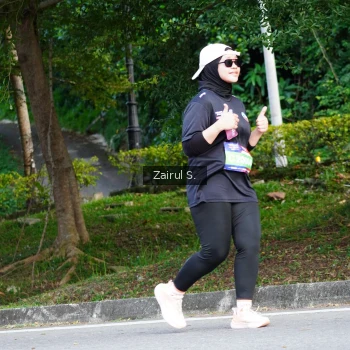 Runner Photo 3636993