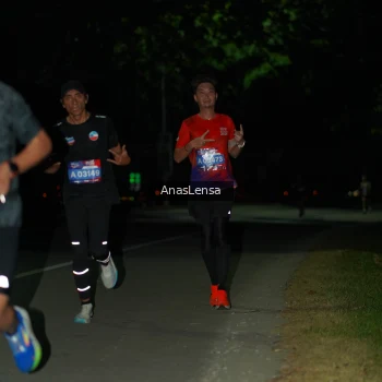Runner Photo 3637008