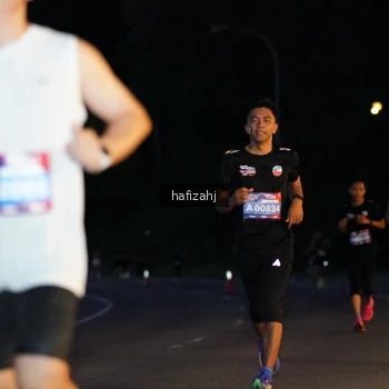 Runner Photo 3637137