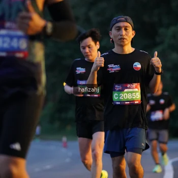 Runner Photo 3637181
