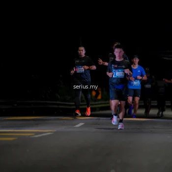 Runner Photo 3637517