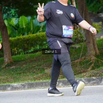 Runner Photo 3637575