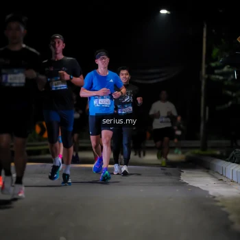 Runner Photo 3637593