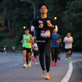 Runner Photo 3637645
