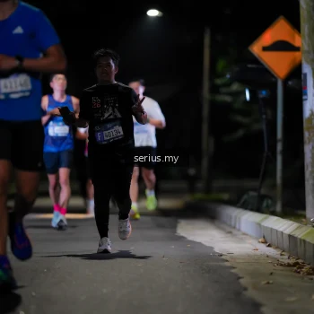 Runner Photo 3637673