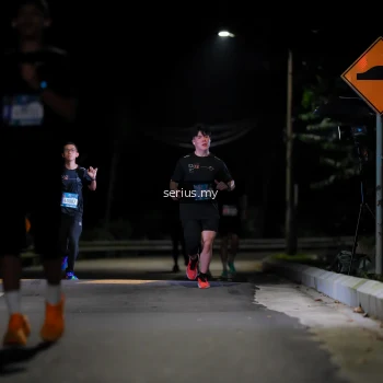 Runner Photo 3637743