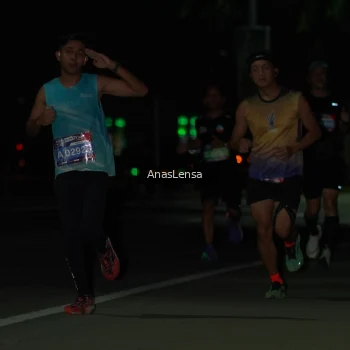 Runner Photo 3641135