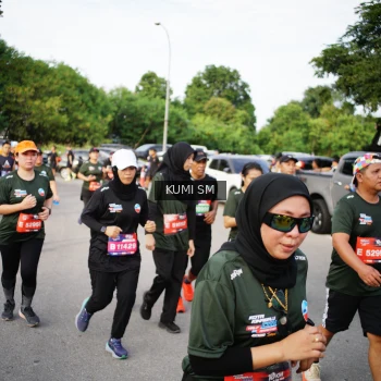 Runner Photo 3641375