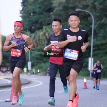 Runner Photo 3641398