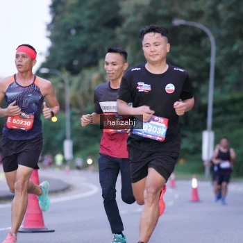 Runner Photo 3641413