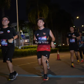 Runner Photo 3641431