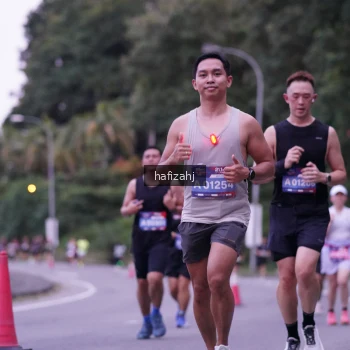 Runner Photo 3641471