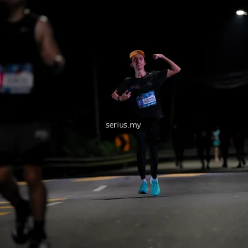 Runner Photo 3641516