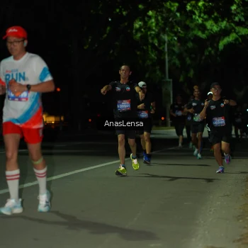 Runner Photo 3641705