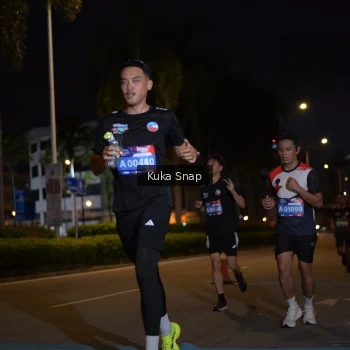 Runner Photo 3641886