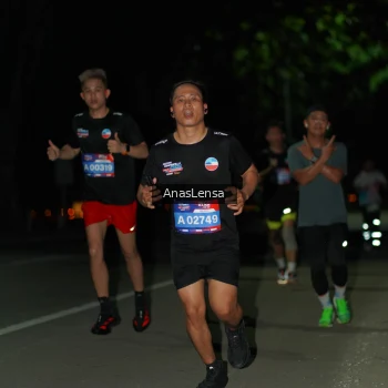 Runner Photo 3642042