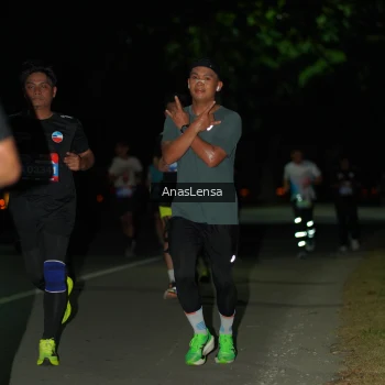 Runner Photo 3642059