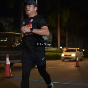 Runner Photo 3642263