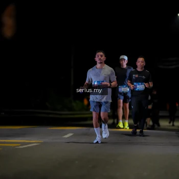Runner Photo 3642394