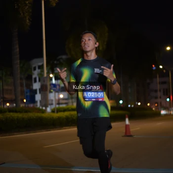 Runner Photo 3642418