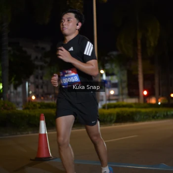 Runner Photo 3642422