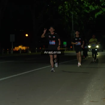Runner Photo 3642466