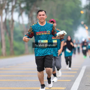 Runner Photo 3642522