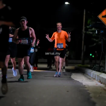 Runner Photo 3642574