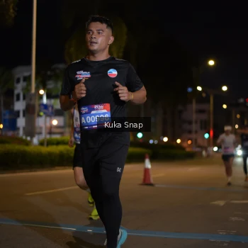 Runner Photo 3642626
