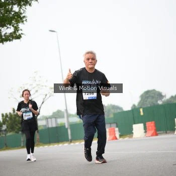 Runner Photo 3642648